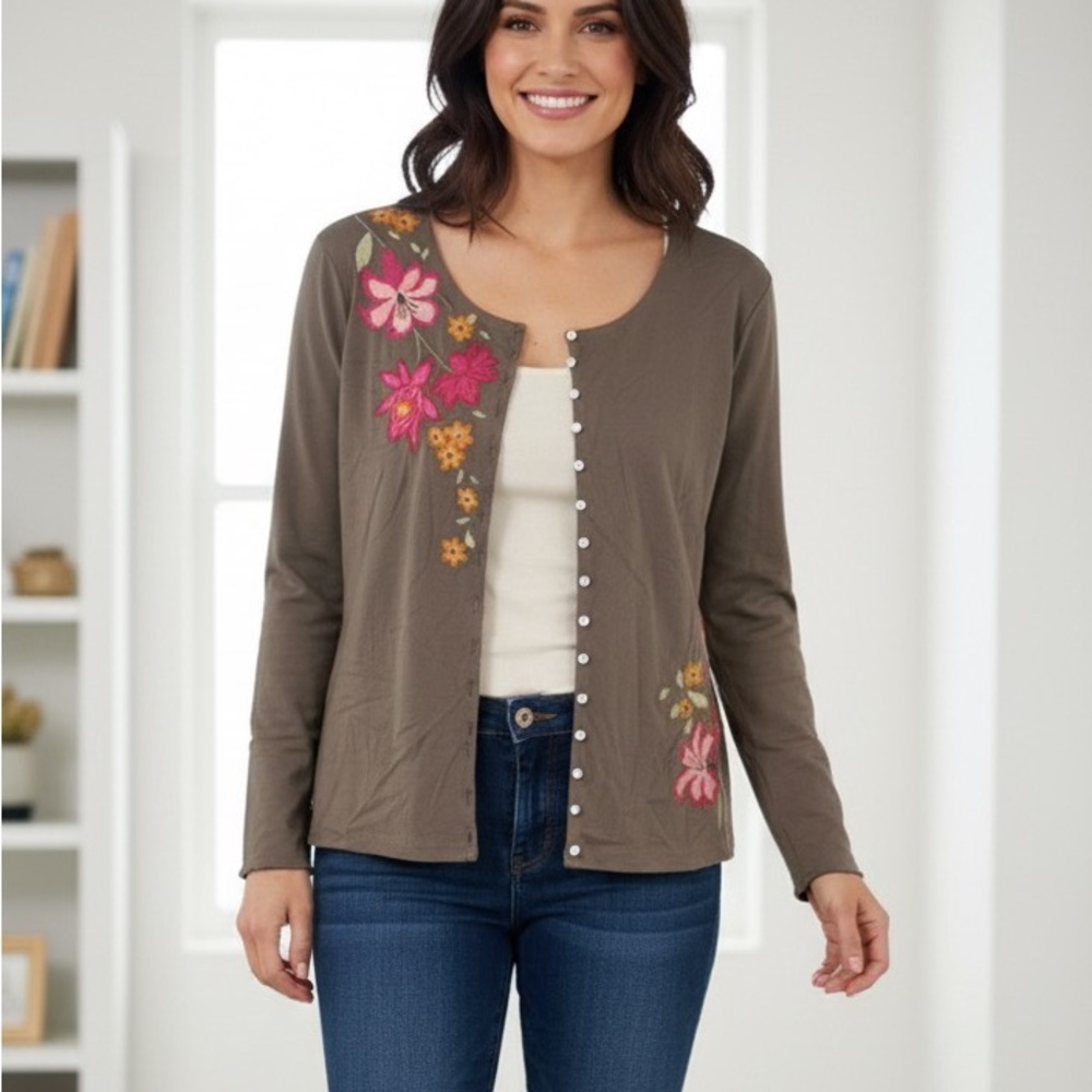 Floral Embroidered Button-Up Top - Brown